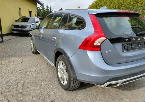 Volvo V60 cena 23500 przebieg: 88168, rok produkcji 2017 z Kolonowskie małe 67